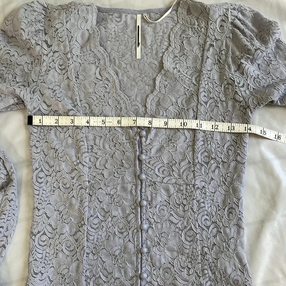 Anthropologie Lace Button Front Long Sleeve Top Size XS